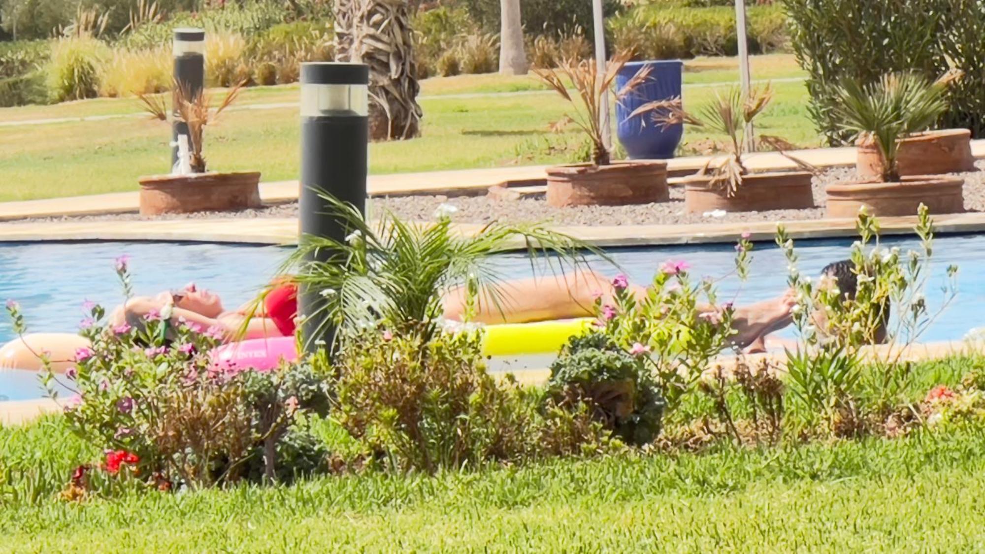 Mini-Villa Situee Dans Une Residence Prestigia A Marrakech, Avec Une Vue Sur La Piscine Et Le Golf Une Securite 24H Sur 24 Et Une Proximite Ideale De L Aeroport 5 Minutes C Est Une Offre Parfaite Pour Des Vacances Marrakesch Exterior foto